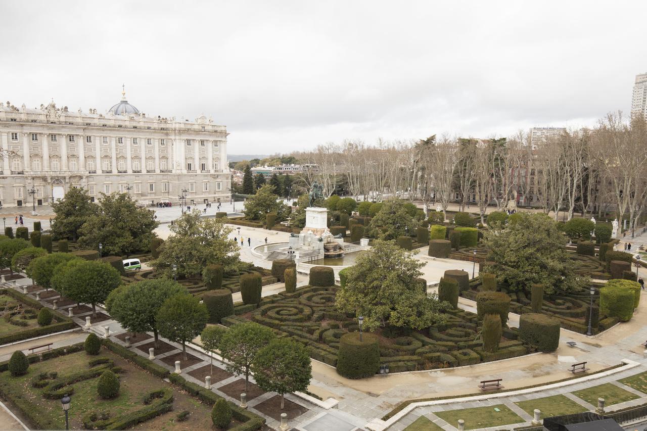 Hostal Central Palace Madrid Exterior photo