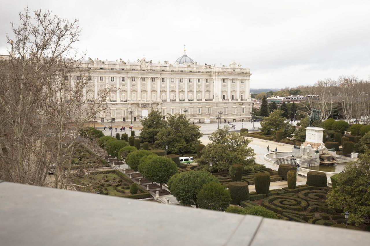 Hostal Central Palace Madrid Exterior photo