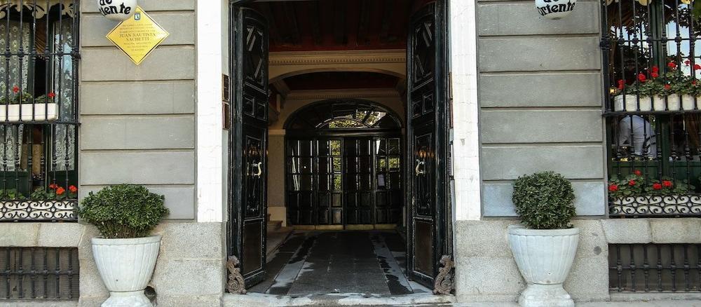 Hostal Central Palace Madrid Exterior photo
